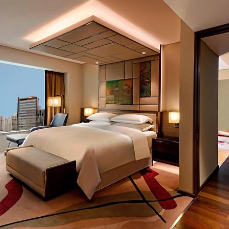 Sheraton Grand Bengaluru Whitefield Hotel & Convention Center Экстерьер фото